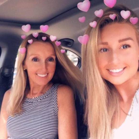 Meet your Posher, Renee - Picture 1 of 1